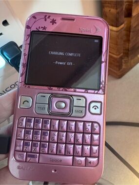 Sprint Pink Floral QWERTY Cell & charger